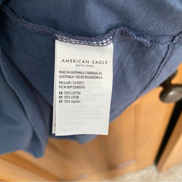 American Eagle Pink Floyd Shirt - Picture 4 of 6